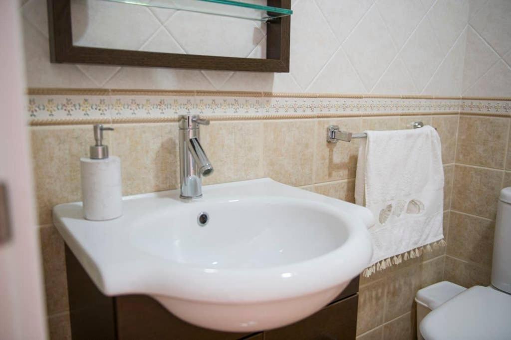 Precioso Apartamento Frente Al Mar Santa Pola Luaran gambar